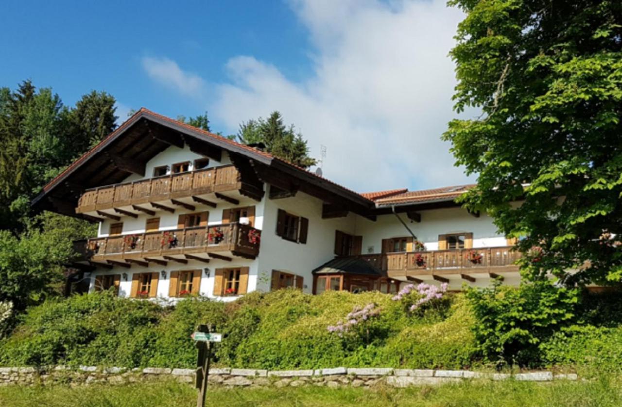 RuhmannsfeldenHaus Am Osterbruennlアパートメント エクステリア 写真