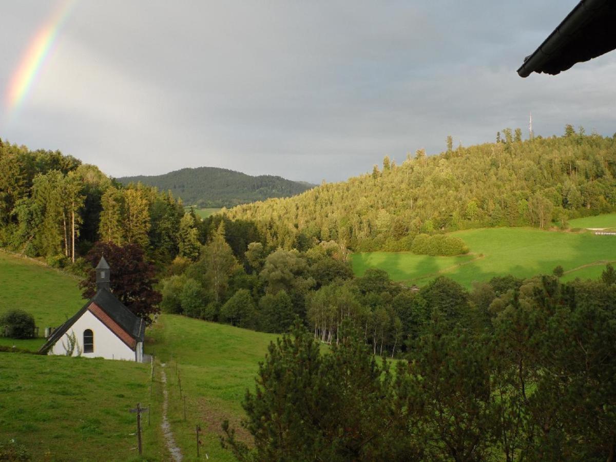 RuhmannsfeldenHaus Am Osterbruennlアパートメント エクステリア 写真